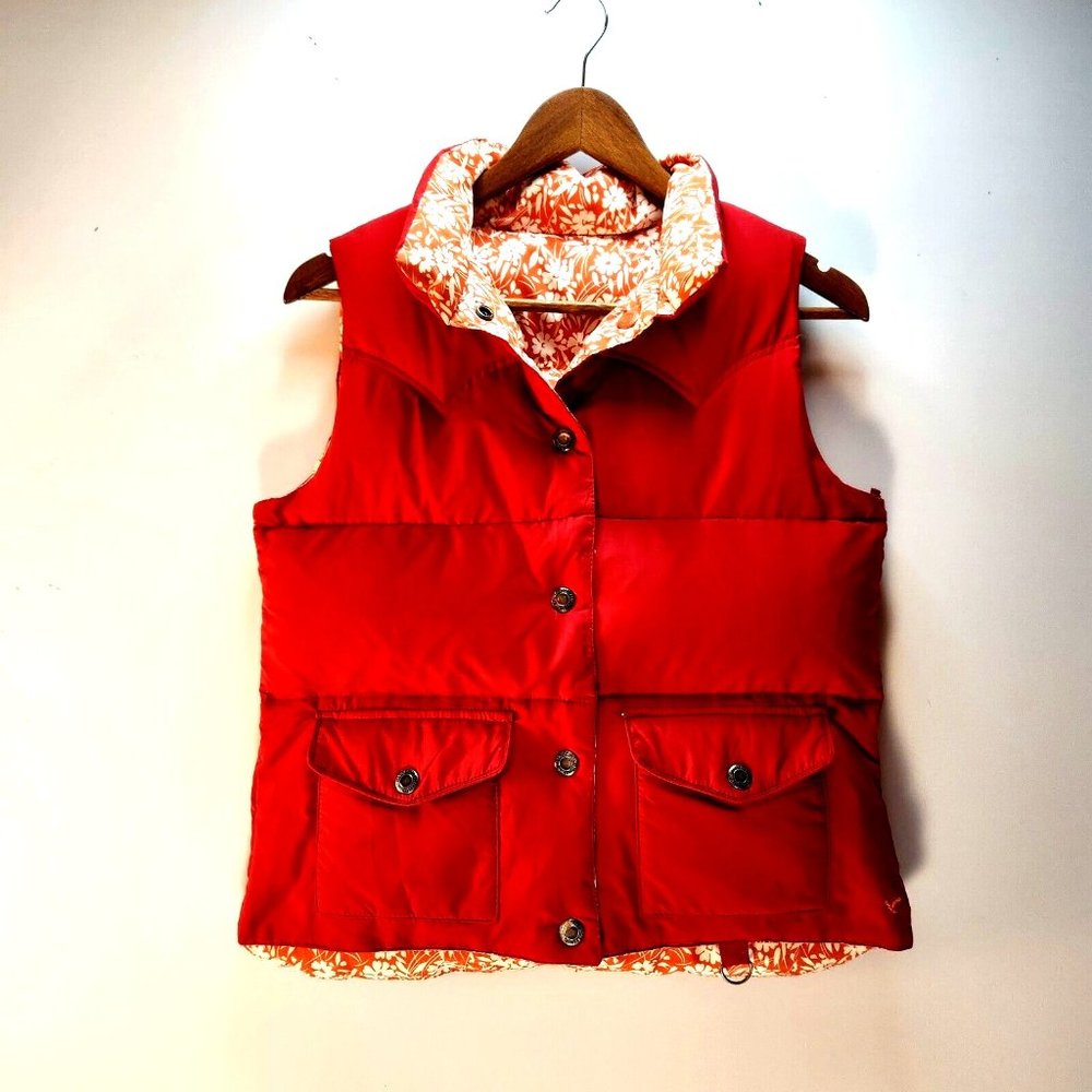 Women's Abercrombie Reversable Quilted Vest Size: M